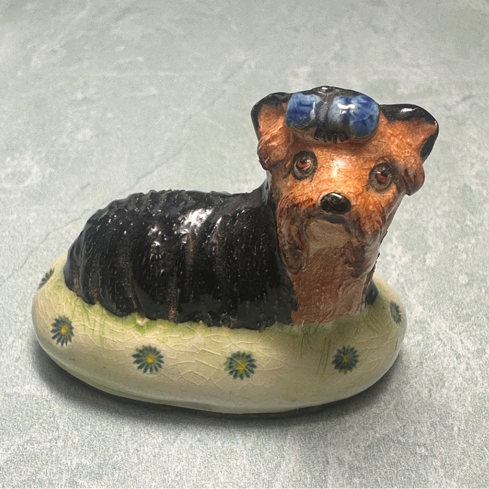 Vintage BASIL MATTHEWS Hand Painted YORKIE Yorkshire Terrier Dog Figure Statue